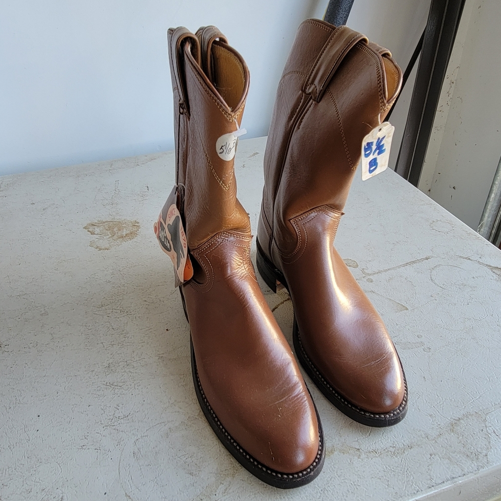 Vintage Women's Justin Cowboy Boots
